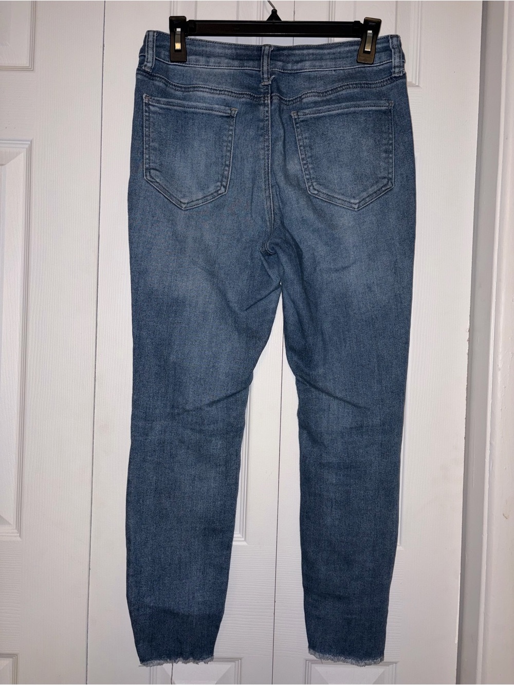 SO Juniors Distressed Skinny Jeans Size 9/30W Medium Wash Raw Hem - Picture 3 of 5